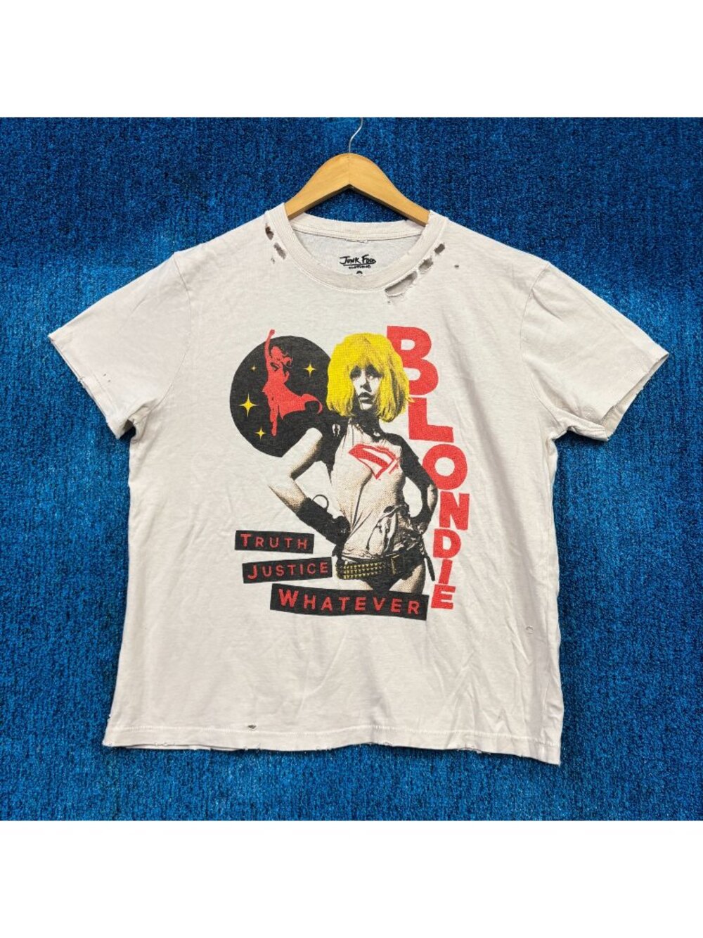 Supergirl x Blondie Rock Beige Distressed T-Shirt Size Large